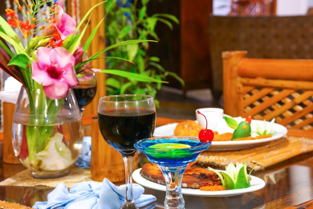 The Coral Blue Oriental Beach Villas And Suites Санта Фе Екстериор снимка